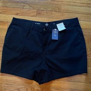 St. John’s Bay Secretly Slender Black 5” Shorts NWT Size 20